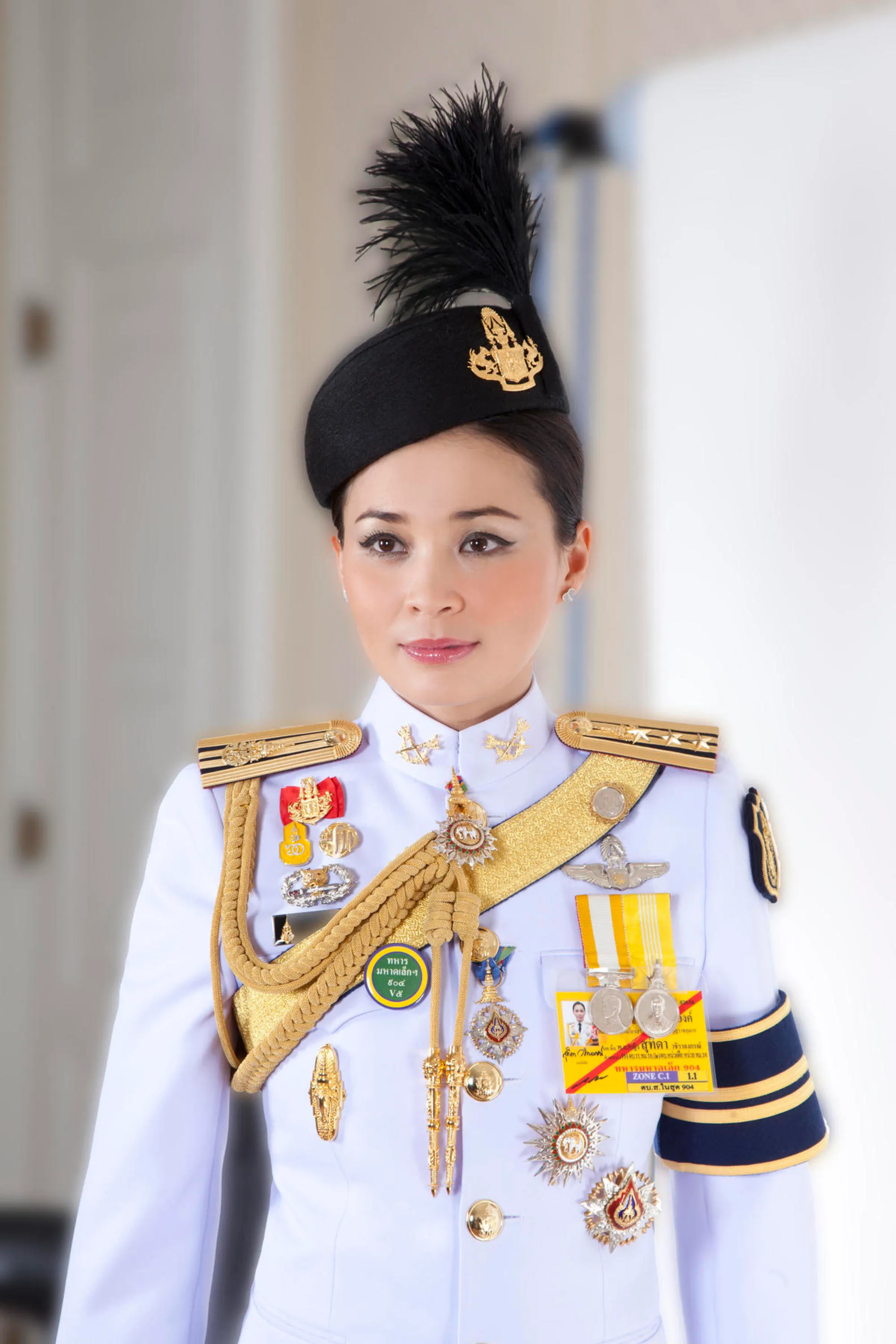 Queen Suthida