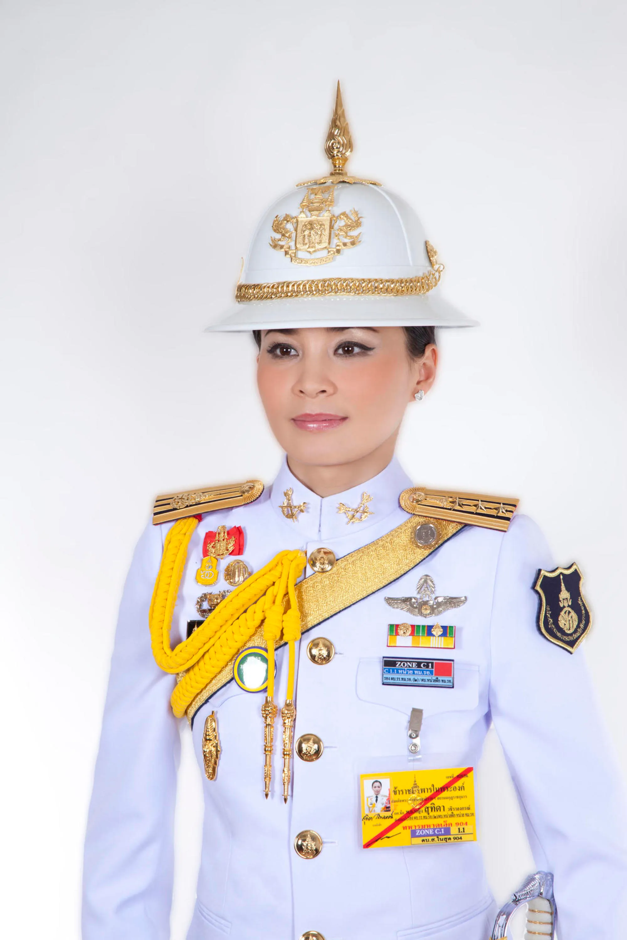 Queen Suthida